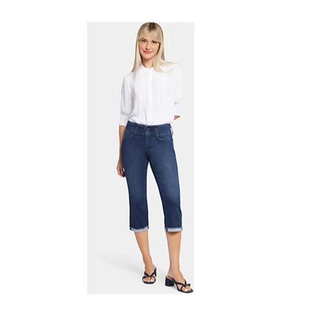 NYDJ Not Your Daughters Jeans Size 6 Marilyn Raw Hem Crop Jeans-Slimming-Sm Flaw